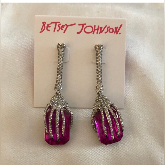 NWT ⚜️💖⚜️ Betsey Johnson Silver Tone Skeleton Hand Drop Earrings Pink - Picture 9 of 13